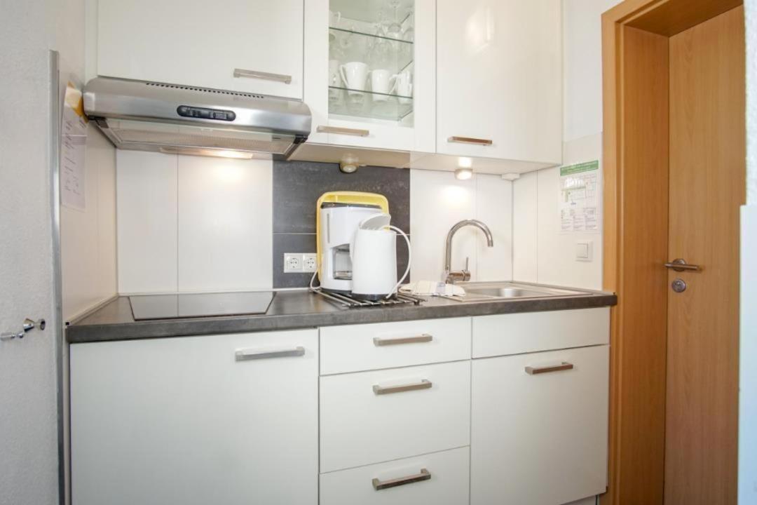 Strandhotel-Heiligenhafen-Wohnung-120-Wellenreiter-Typ-Ii Exteriör bild