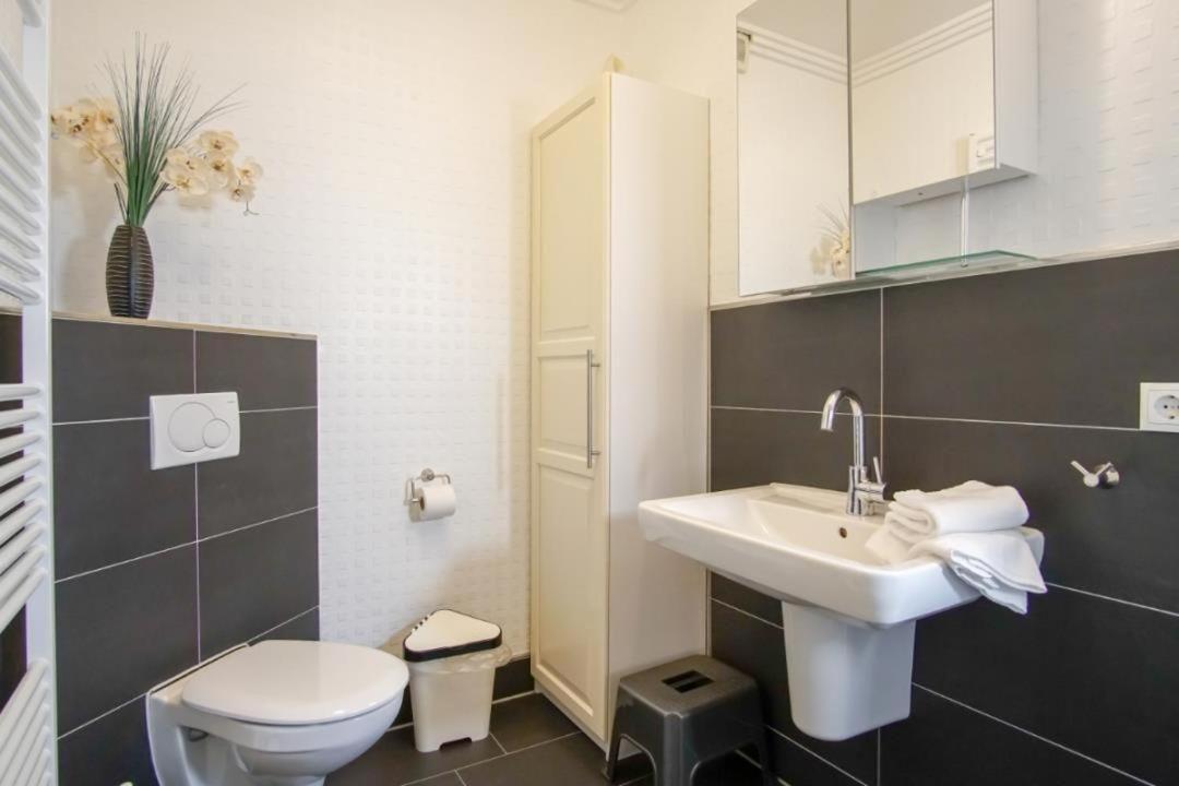 Strandhotel-Heiligenhafen-Wohnung-120-Wellenreiter-Typ-Ii Exteriör bild